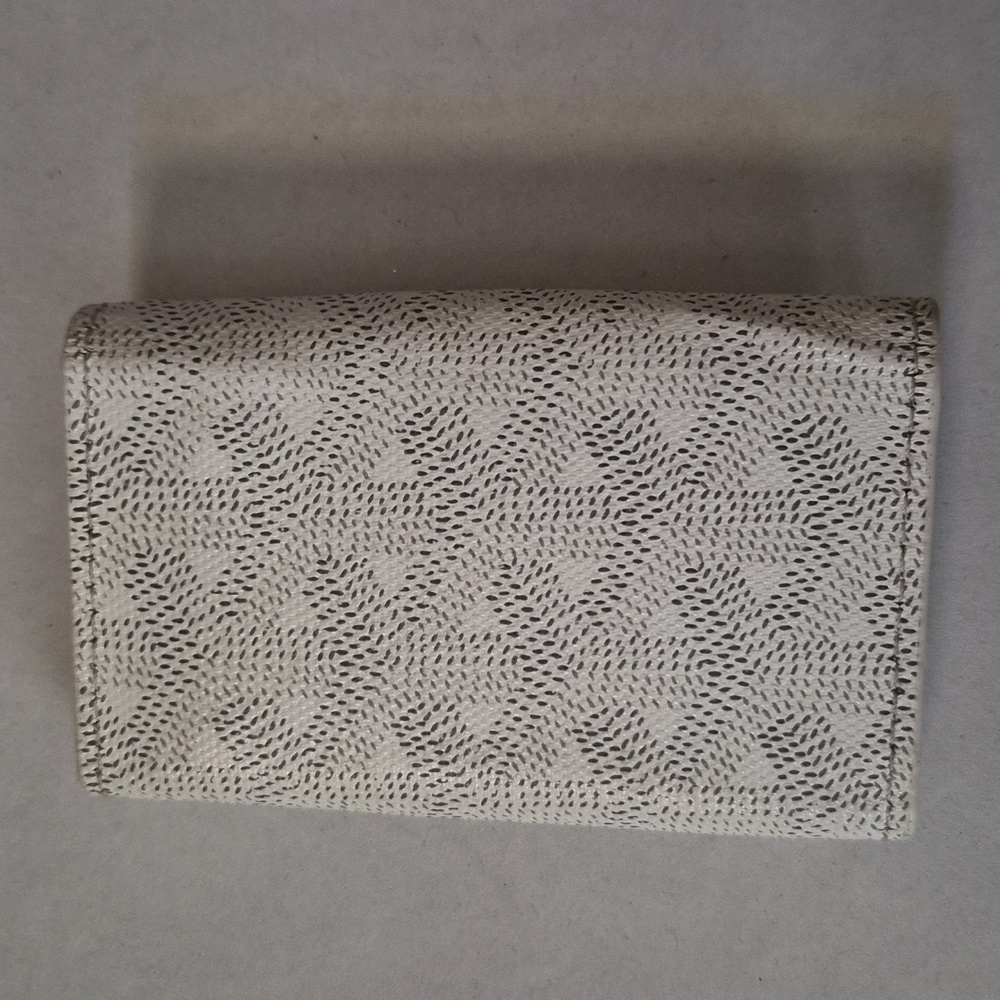 Goyard Gray Patterned Card Holder - Picture 4 of 4